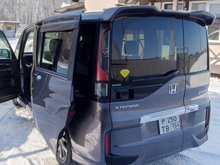 2015 Honda Stepwgn Spada V, серый, 1920000 рублей, вид 3