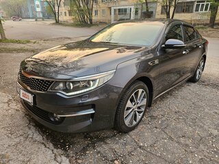 2018 Kia Optima IV Рестайлинг, серый, 1850000 рублей, вид 2