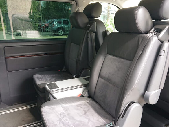 2013 Volkswagen Multivan T5 Рестайлинг, чёрный, 2900000 рублей - вид 9