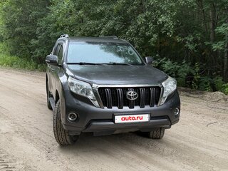 2014 Toyota Land Cruiser Prado 150 Series Рестайлинг 1, серый, 3800000 рублей, вид 3
