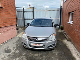 2011 Opel Astra H Рестайлинг, серебристый, 599999 рублей, вид 1
