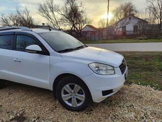 2015 Geely Emgrand X7 I, белый, 730000 рублей, вид 4