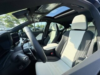 2026 Lexus IS 350 III Рестайлинг 3, чёрный, 10934310 рублей, вид 5