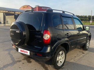 2013 Chevrolet Niva I Рестайлинг, чёрный, 445000 рублей, вид 4