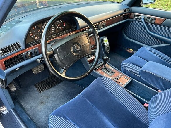 1989 Mercedes-Benz S-Класс 560 II (W126) Рестайлинг, синий, 7000000 рублей - вид 22