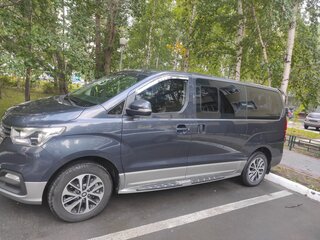 2018 Hyundai Grand Starex I Рестайлинг, синий, 3900000 рублей, вид 4