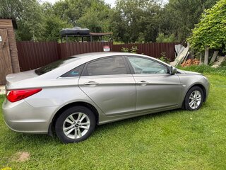 2011 Hyundai Sonata VI (YF), серый, 742000 рублей, вид 5