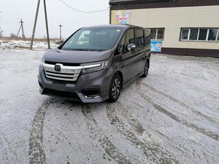 2017 Honda Stepwgn Spada V Рестайлинг, серый, 1950000 рублей, вид 4