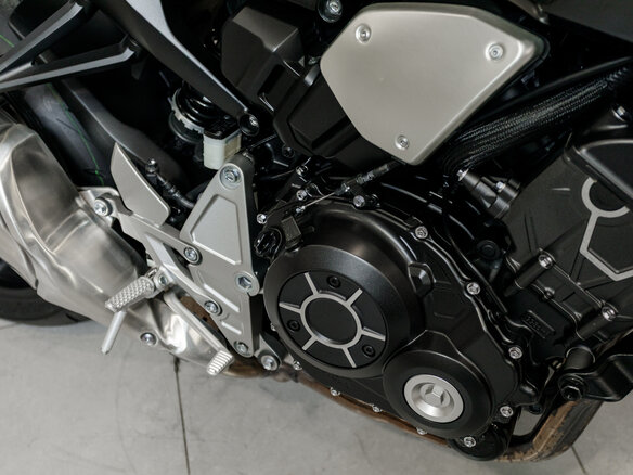 2020 Honda CB 1000R, чёрный, 1300000 рублей - вид 11
