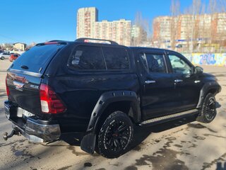2017 Toyota Hilux VIII, чёрный, 3400000 рублей, вид 3