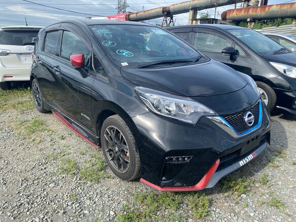 2017 Nissan Note e-Power II Рестайлинг, чёрный - вид 4
