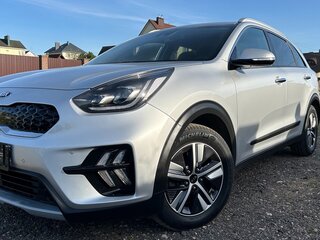 2019 Kia Niro I Рестайлинг, серебристый, 1764552 рублей, вид 1