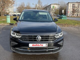 2021 Volkswagen Tiguan II Рестайлинг, чёрный, 4130000 рублей, вид 4