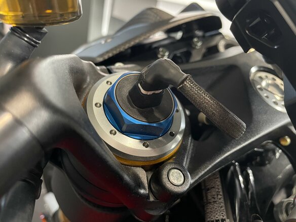 2023 MV Agusta Brutale 1000, чёрный - вид 11