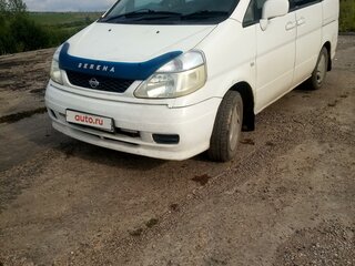 2001 Nissan Serena II (C24), белый, 495000 рублей, вид 1