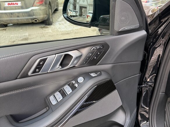 2025 BMW X7 40d I (G07) Рестайлинг, чёрный, 16300000 рублей - вид 10