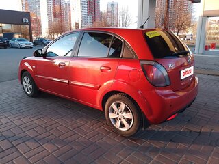 2010 Kia Rio II Рестайлинг, красный, 630000 рублей, вид 3