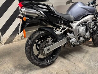 2005 Yamaha FZ6, серебристый, 430000 рублей, вид 5