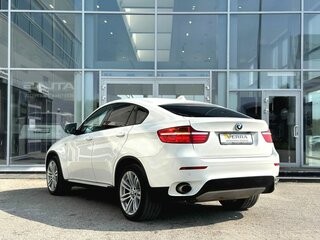 2013 BMW X6 35i I (E71) Рестайлинг, белый, 2120000 рублей, вид 4