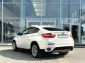 2013 BMW X6 35i I (E71) Рестайлинг, белый - вид 4
