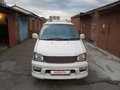 2000 Toyota TownAce, белый, 650000 рублей