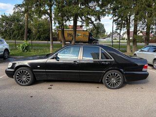 1998 Mercedes-Benz S-Класс 320 III (W140) Рестайлинг, чёрный, 2000000 рублей, вид 5