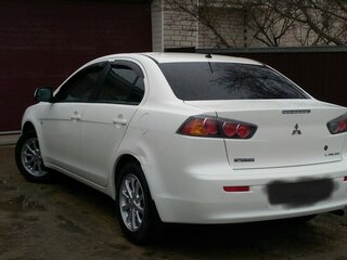 2011 Mitsubishi Lancer X Рестайлинг, белый, 1515000 рублей, вид 5