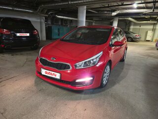 2016 Kia Ceed II Рестайлинг, красный, 1400000 рублей, вид 4