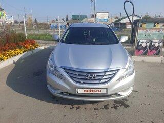 2012 Hyundai Sonata VI (YF), серебристый, 1300000 рублей, вид 2