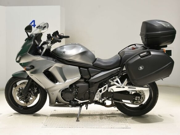 2013 Suzuki GSX 1250 FA, серебристый, 576000 рублей