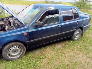1996 Volkswagen Vento, синий, 170000 рублей, вид 4