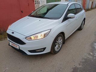 2018 Ford Focus III Рестайлинг, белый, 1200000 рублей, вид 1