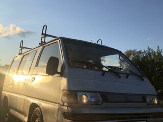1992 Mitsubishi Delica III, серый, 275000 рублей, вид 2