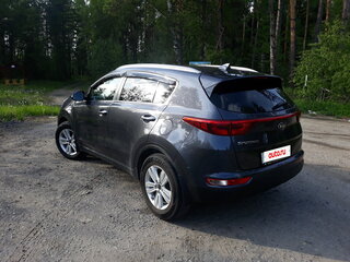 2017 Kia Sportage IV, серый, 1950000 рублей, вид 5