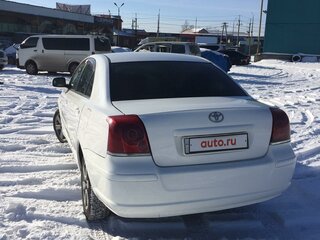 2004 Toyota Avensis II, белый, 683000 рублей, вид 4