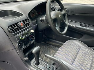 2002 Nissan AD II, белый, 365000 рублей, вид 3