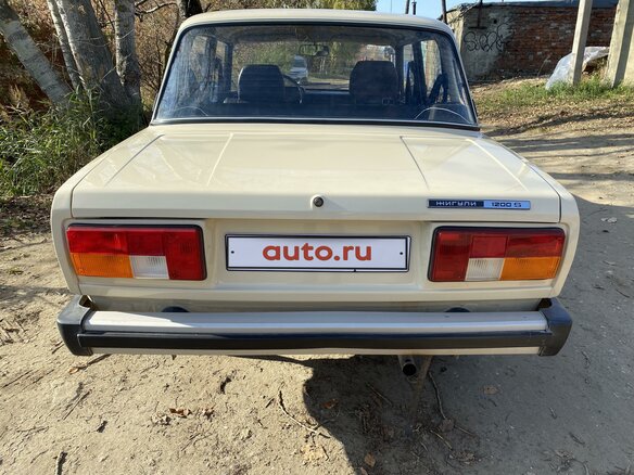 1990 Lada (ВАЗ) 2105, бежевый - вид 1