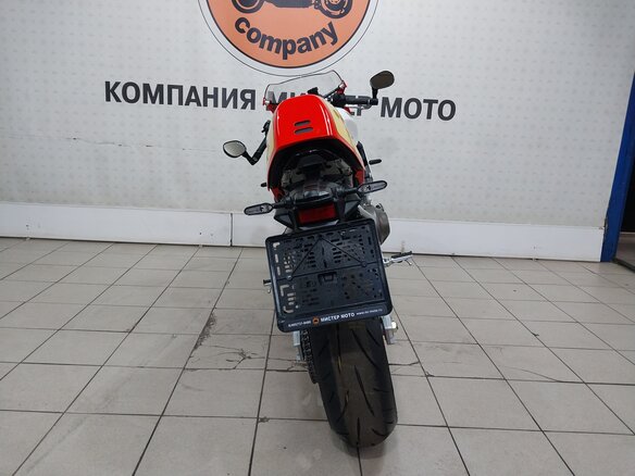 2024 Yamaha XSR900, красный, 1225000 рублей - вид 3