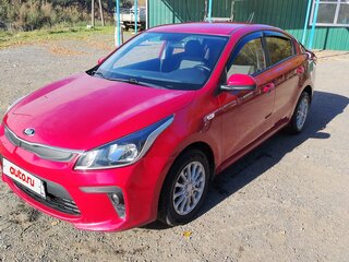 2017 Kia Rio IV, красный, 1500000 рублей, вид 4