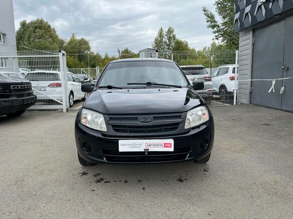 2013 Lada (ВАЗ) Granta I, чёрный, 210000 рублей - вид 1