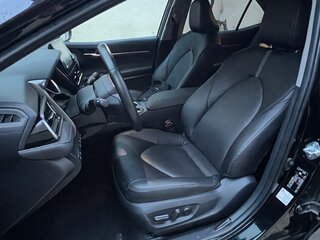 2021 Toyota Camry VIII (XV70) Рестайлинг, чёрный, 3600000 рублей, вид 2