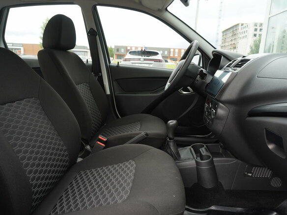 2024 Lada (ВАЗ) Granta I Рестайлинг, белый, 750000 рублей - вид 17
