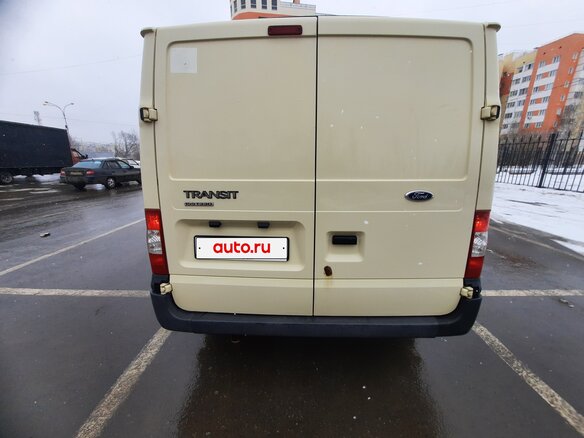 2013 Ford Transit, жёлтый, 850999 рублей