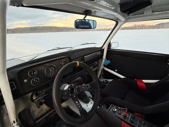 2008 Lada (ВАЗ) 2105, белый, 1500000 рублей - вид 10