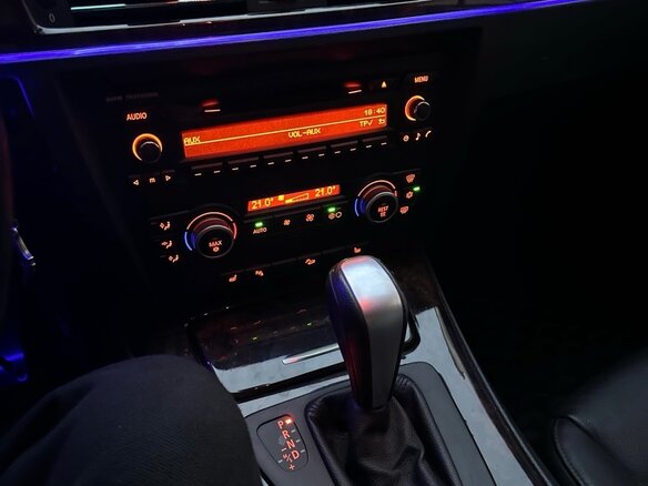 2008 BMW 3 серии 325xi V (E90/E91/E92/E93), серый, 1300000 рублей - вид 7