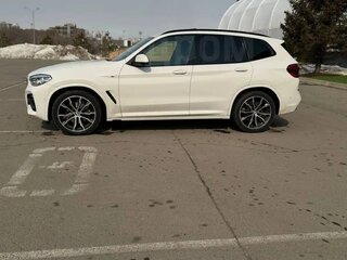 2019 BMW X3 20d xDrive III (G01), белый, 3990000 рублей, вид 4