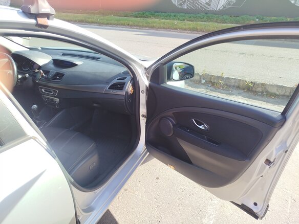 2013 Renault Fluence I Рестайлинг, серебристый, 650000 рублей - вид 7