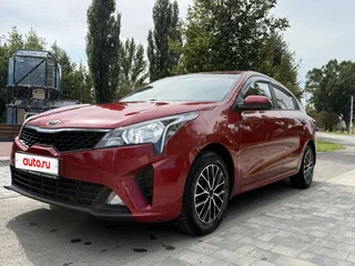 2021 Kia Rio IV Рестайлинг, красный, 1650000 рублей, вид 1
