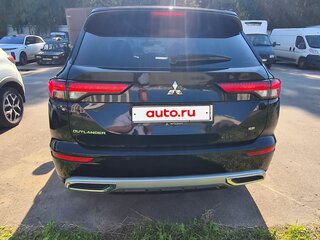 2021 Mitsubishi Outlander IV, чёрный, 3269000 рублей, вид 5