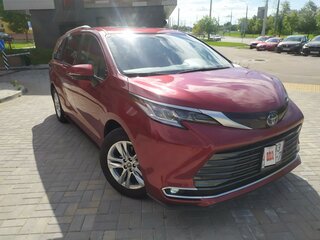 2022 Toyota Sienna IV, пурпурный, 4299999 рублей, вид 2
